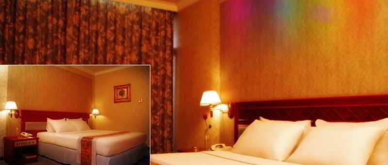 Weta International Hotel Surabaya Eksteriør billede